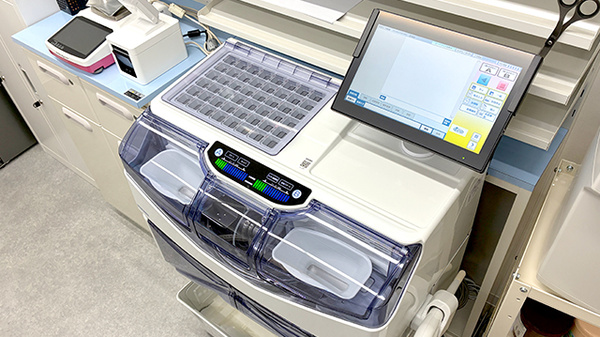 フィーリス薬局　白銀店の調剤器具