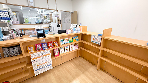 こかげ薬局の受付/カウンター