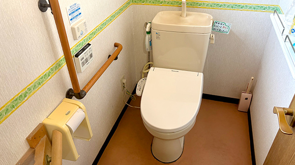 なべや薬局本庄店のお手洗い