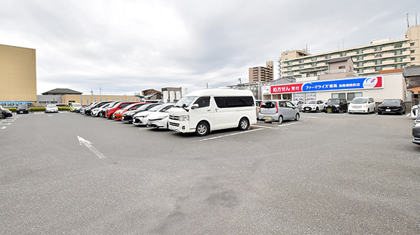 ファーマライズ薬局　海南病院前店の駐車場