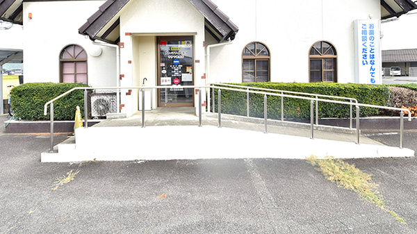 ファーマライズ薬局　キクヤ建部店のバリアフリー設備