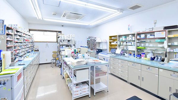 ファーマライズ薬局　キクヤ建部店の調剤室