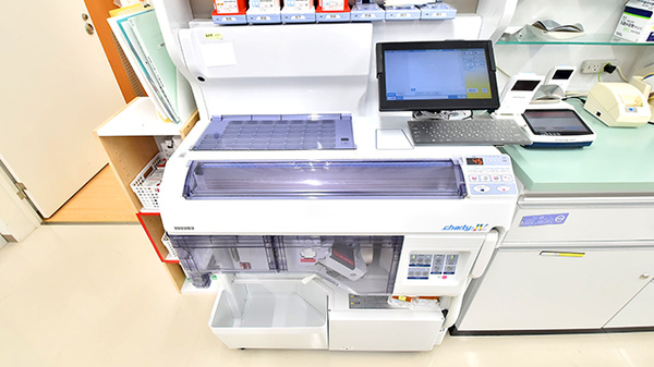 ファーマライズ薬局　キクヤ札の辻店の調剤器具