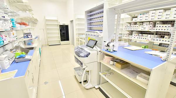 スギ薬局 富士見渡戸店の調剤室