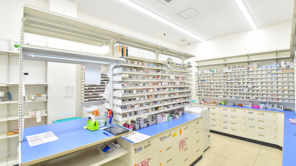 スギ薬局 清瀬旭が丘店の調剤室