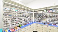 スギ薬局 清瀬旭が丘店の薬棚