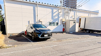 ドラッグセイムス小作駅東口薬局の駐車場