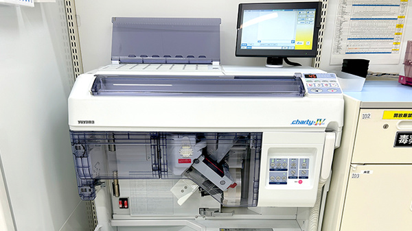 ププレひまわり薬局 本郷店の調剤器具