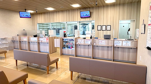 コスモス調剤薬局 我孫子店の受付/カウンター