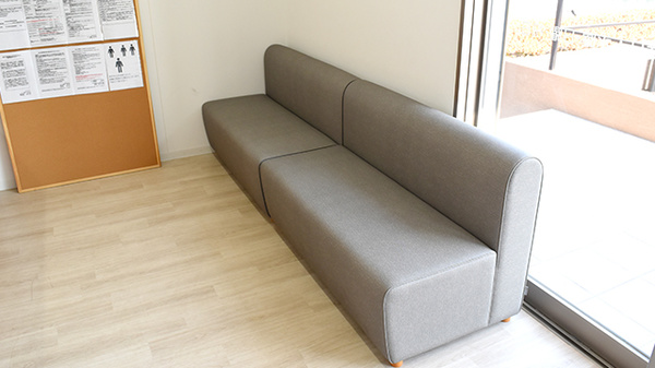 リリーフ薬局 太田川店の待合スペース