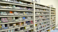 リリーフ薬局 太田川店の薬棚