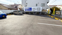 ユタカ薬局 豊中南桜塚の駐車場