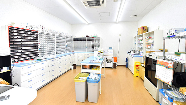 V・drug　春日井如意申薬局の調剤室