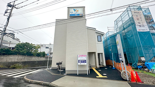 エスケイ薬局　成瀬店の外観