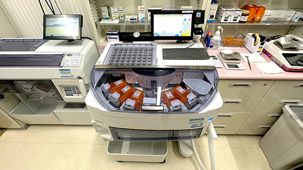 エスケイ薬局　成瀬店の調剤器具