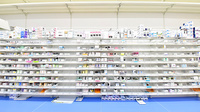 調剤薬局ツルハドラッグ堺三国ヶ丘店の薬棚