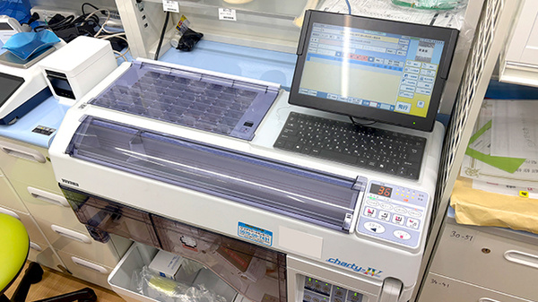 ドラッグセイムス千歳烏山薬局の調剤器具