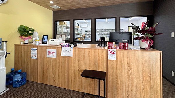 大信薬局徳力店の受付/カウンター
