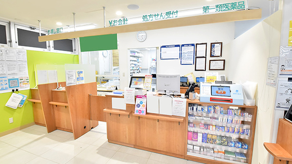 薬局くすりの福太郎　新小岩駅前店の受付/カウンター