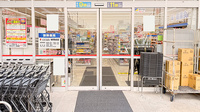 セキ薬局　与野西堀店の入口