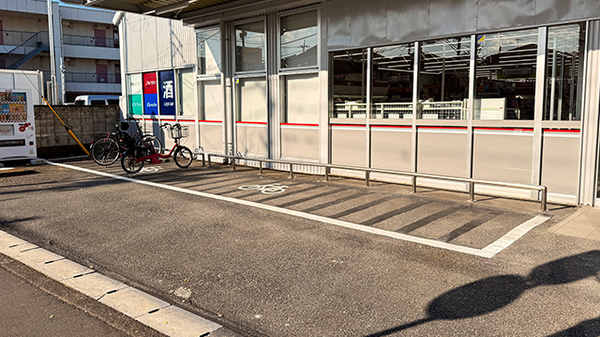 セキ薬局　前川店の駐輪場
