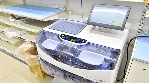 スギ薬局 堀山下店の調剤器具