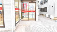 薬局くすりの福太郎　東中沢店の入口