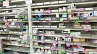 大信薬局おおぎ店の薬棚