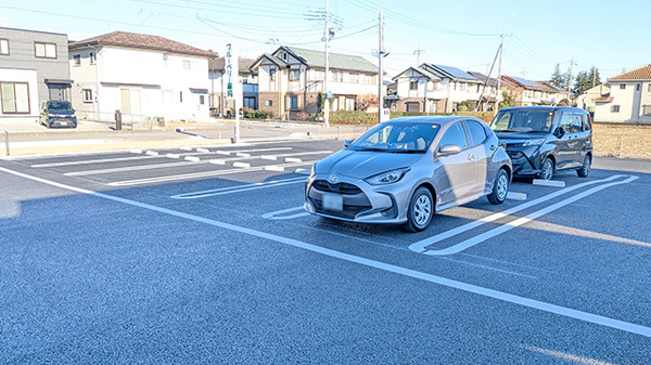 ブルーベリー薬局の駐車場