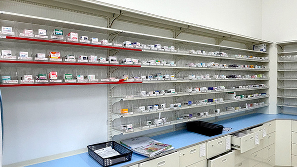 ププレひまわり薬局　揖保太子店の薬棚