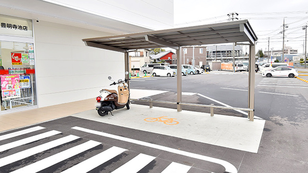 スギ薬局 豊明寺池店の駐輪場