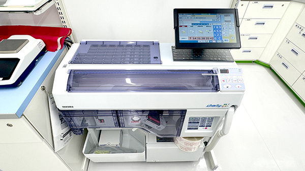 ウェルパーク薬局亀戸北口店の調剤器具