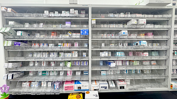 薬棚
