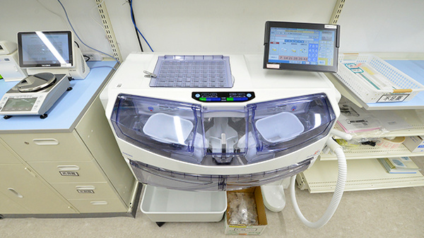 スギ薬局 アピア八千代台店の調剤器具