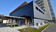 V・drug　東濃中部医療センター前薬局の外観