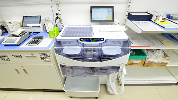 スギ薬局 あきる野引田店の調剤器具