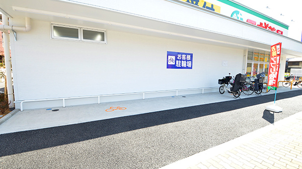 スギ薬局 深江橋店の駐輪場