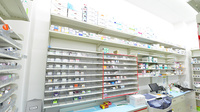 スギ薬局 大正泉尾店の薬棚