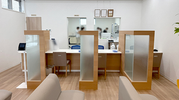 ぼうしや薬局 野里店の受付/カウンター