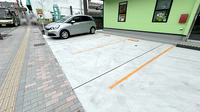 トナカイ薬局の駐車場
