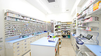スギ薬局 六名店の調剤室