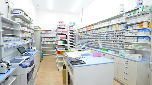 スギ薬局 美濃加茂北店の調剤室