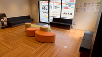 プラザ薬局　吹田春日店の待合スペース