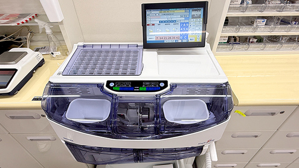プラザ薬局　本山店の調剤器具