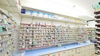 スギ薬局 常盤台４丁目店の薬棚