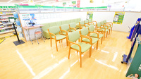 スギ薬局 柏布施店の待合スペース