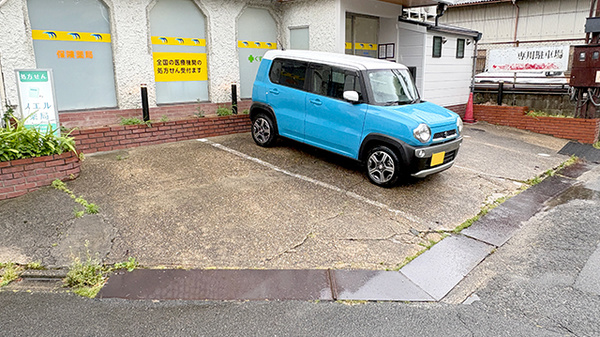 ノエル薬局の駐車場