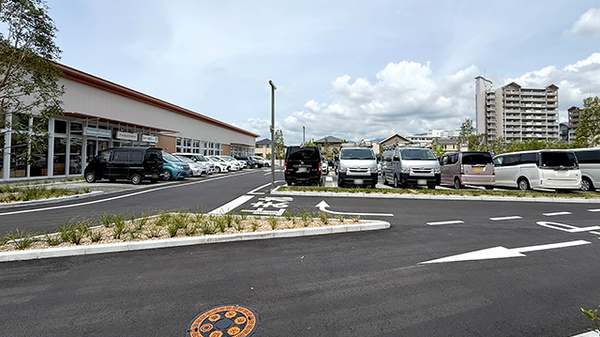 ココカラファイン薬局Otto Terrace店の駐車場