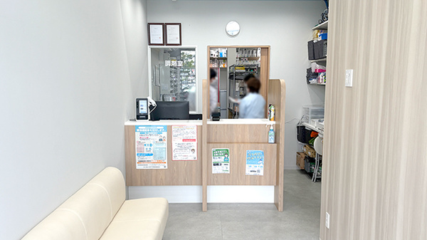 みけねこ薬局　枚方店の受付/カウンター