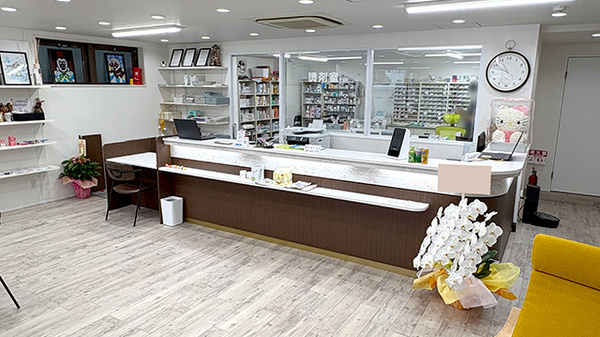 すみれ薬局の受付/カウンター